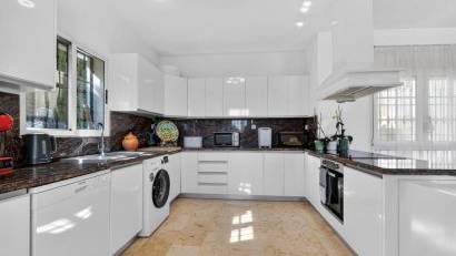 Återförsäljning - Villa -
Orihuela Costa - Las Ramblas