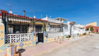 Återförsäljning - Bungalow -
Torrevieja - Torretas