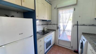 Återförsäljning - Detached villa -
Orihuela - Entre Naranjos Vistabella