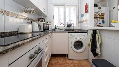 Återförsäljning - Quad House -
Cabo Roig - La Regia