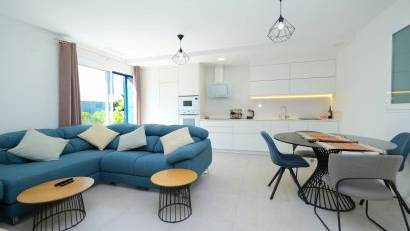 Resale - Apartment -
Playa Flamenca