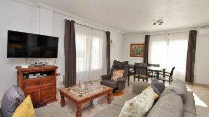 Reventa - Villa -
Playa Flamenca