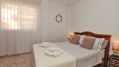 Reventa - Villa -
Playa Flamenca