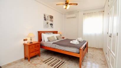 Reventa - Villa -
Playa Flamenca