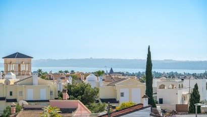 Återförsäljning - Detached villa -
Ciudad quesada - Rojales