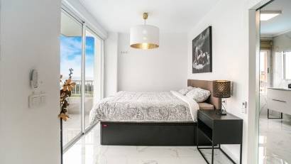 Återförsäljning - Apartment -
Torrevieja - Punta Prima