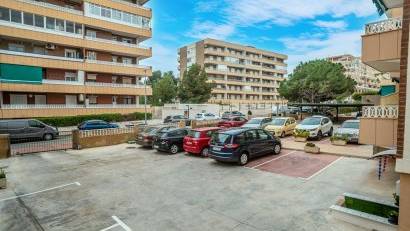 Återförsäljning - Apartment -
Torrevieja - Punta Prima
