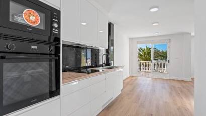 Resale - Semi detached -
Benimar