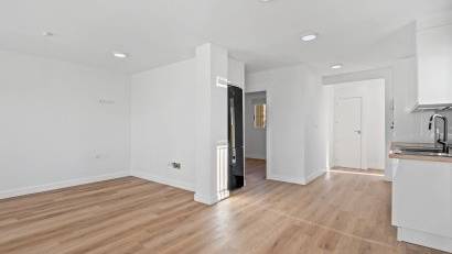 Resale - Semi detached -
Benimar