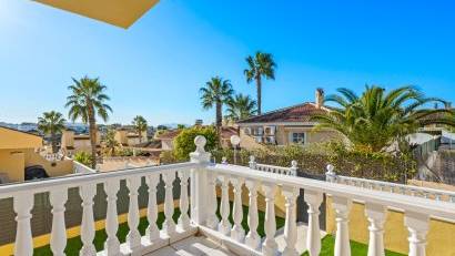 Resale - Semi detached -
Benimar