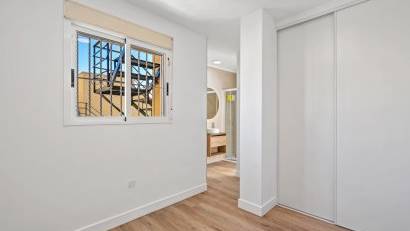 Resale - Semi detached -
Benimar