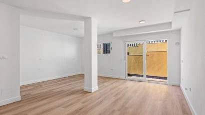 Resale - Semi detached -
Benimar