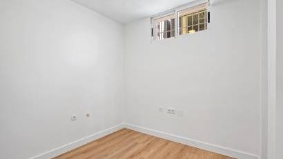 Resale - Semi detached -
Benimar