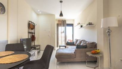 Resale - Bungalow -
Los Altos