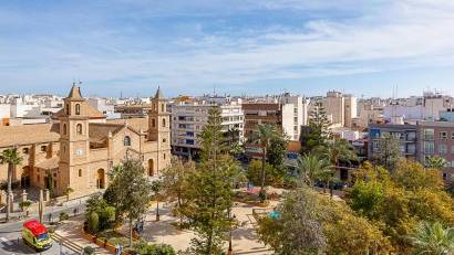 Resale - Apartment -
Torrevieja - Center