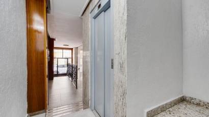 Återförsäljning - Apartment -
Torrevieja - Center