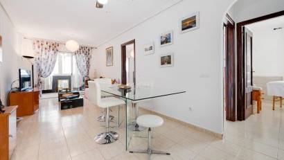 Återförsäljning - Apartment -
Torrevieja - San luis