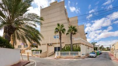 Återförsäljning - Apartment -
Torrevieja - La Mata