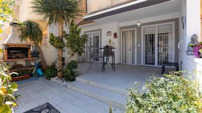 Återförsäljning - Bungalow -
Guardamar del Segura - Urbanizaciones