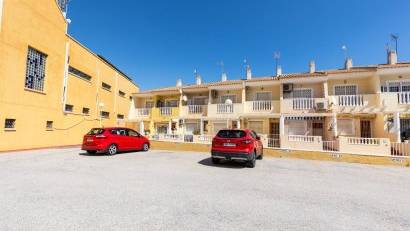 Återförsäljning - Bungalow -
Guardamar del Segura - Urbanizaciones