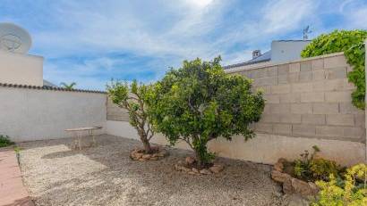 Återförsäljning - Villa -
Torrevieja - El Chaparral