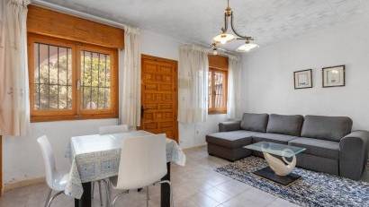 Återförsäljning - Villa -
Torrevieja - El Chaparral