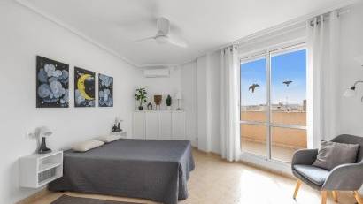 Återförsäljning - Apartment -
Torrevieja - Estacion de autobuses