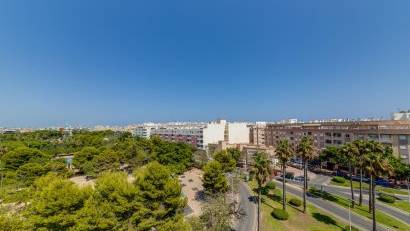 Återförsäljning - Apartment -
Torrevieja - Parque las naciones