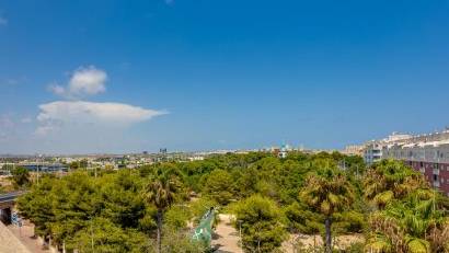 Återförsäljning - Apartment -
Torrevieja - Parque las naciones