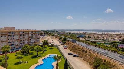 Återförsäljning - Apartment -
Torrevieja - Parque las naciones