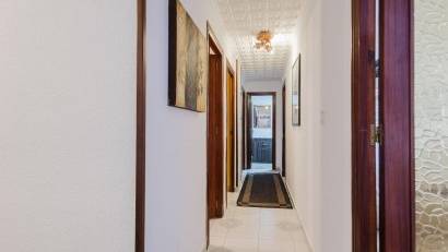 Återförsäljning - Apartment -
Torrevieja - Playa del Acequión