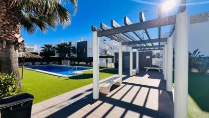 Resale - Bungalow -
Torrevieja - Aguas Nuevas