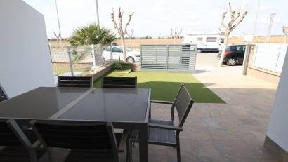 Resale - Bungalow -
Pilar de la Horadada - Zona Pueblo