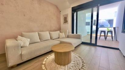 Resale - Bungalow -
Torrevieja - Los balcones