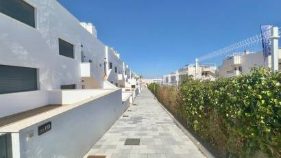 Resale - Bungalow -
Torrevieja - Los balcones