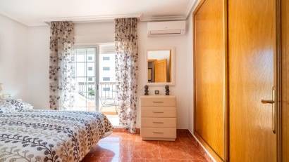 Resale - Apartment -
Orihuela Costa - Villamartin