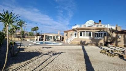 Reventa - Detached villa -
Catral