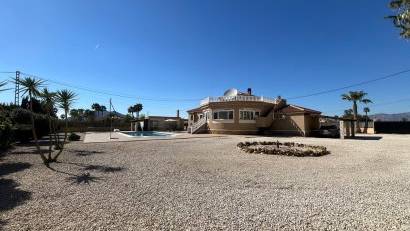 Reventa - Detached villa -
Catral