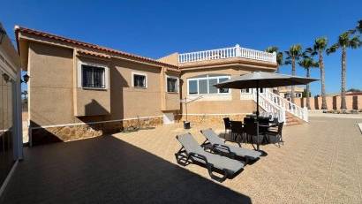 Reventa - Detached villa -
Catral