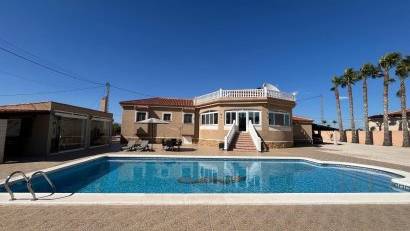 Reventa - Detached villa -
Catral
