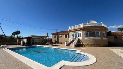 Reventa - Detached villa -
Catral