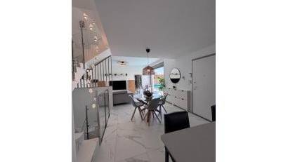 Återförsäljning - Villa -
Villamartin - PAU 8