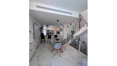 Återförsäljning - Villa -
Villamartin - PAU 8