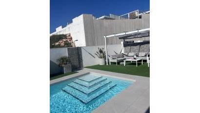 Återförsäljning - Villa -
Villamartin - PAU 8