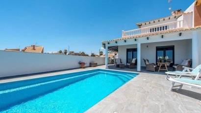 Reventa - Villa -
Orihuela - Punta Prima