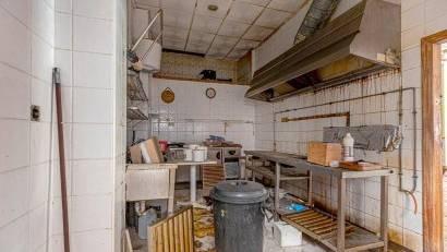 Reventa - Commercial Unit -
Torrevieja - Playa del Cura