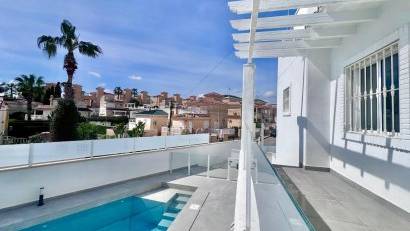 Resale - Villa -
San Miguel - Las filipinas