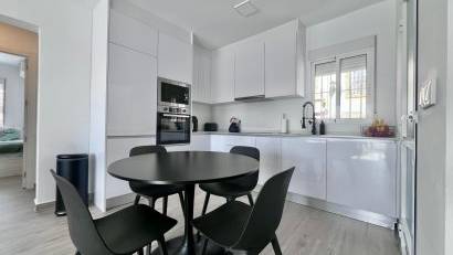 Resale - Villa -
San Miguel - Las filipinas