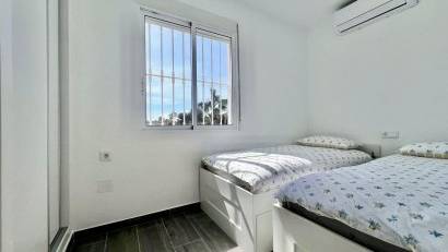 Resale - Villa -
San Miguel - Las filipinas