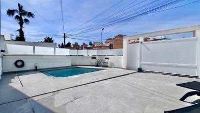 Resale - Villa -
San Miguel - Las filipinas